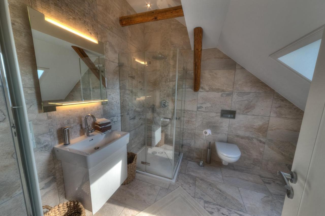 Hotel - Pension & Gaststaette "Alter Koenig" Hettstedt ภายนอก รูปภาพ